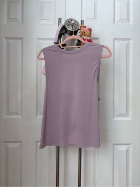Fabletics Dusty Lavender Muscle Tank - Women